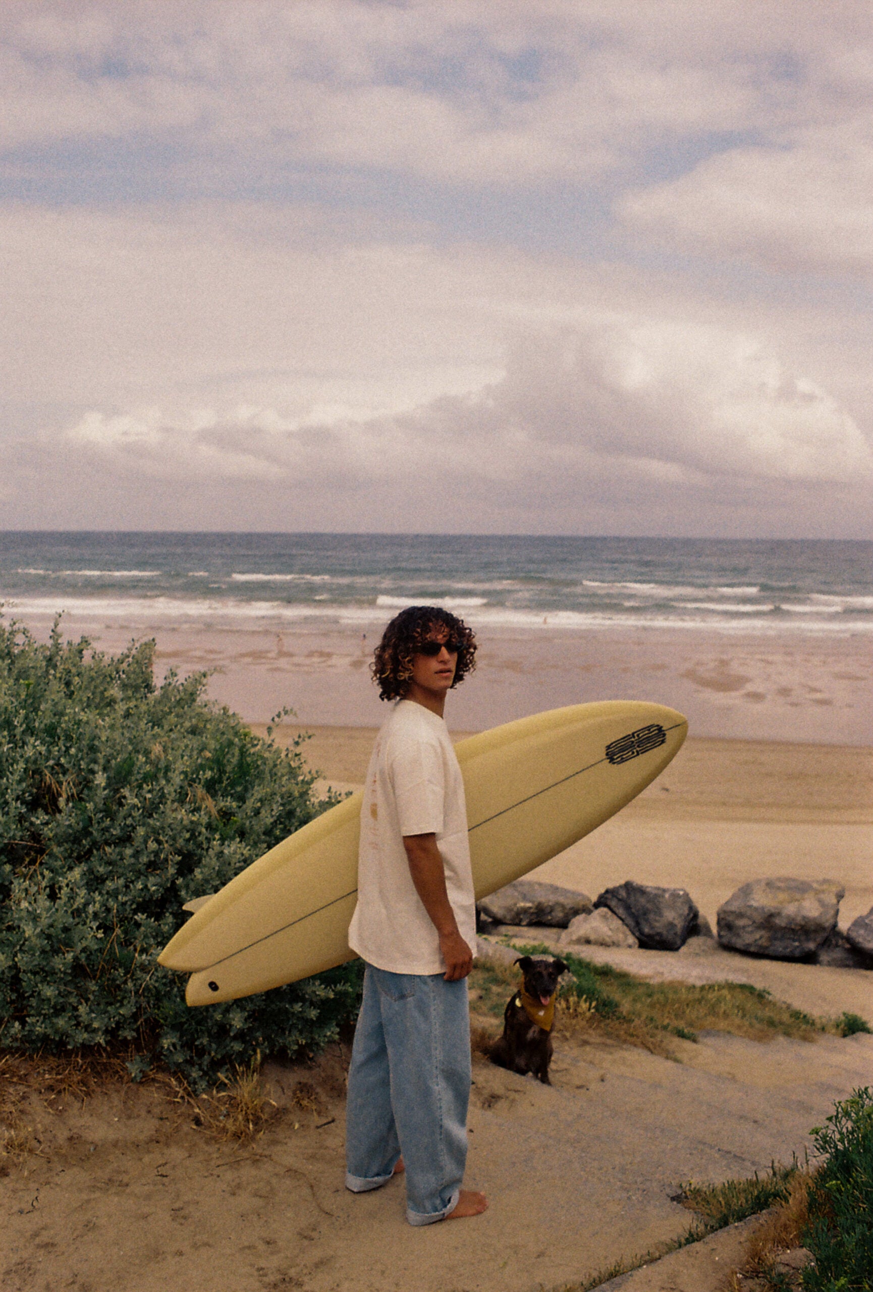 Unspoiled land · Tee