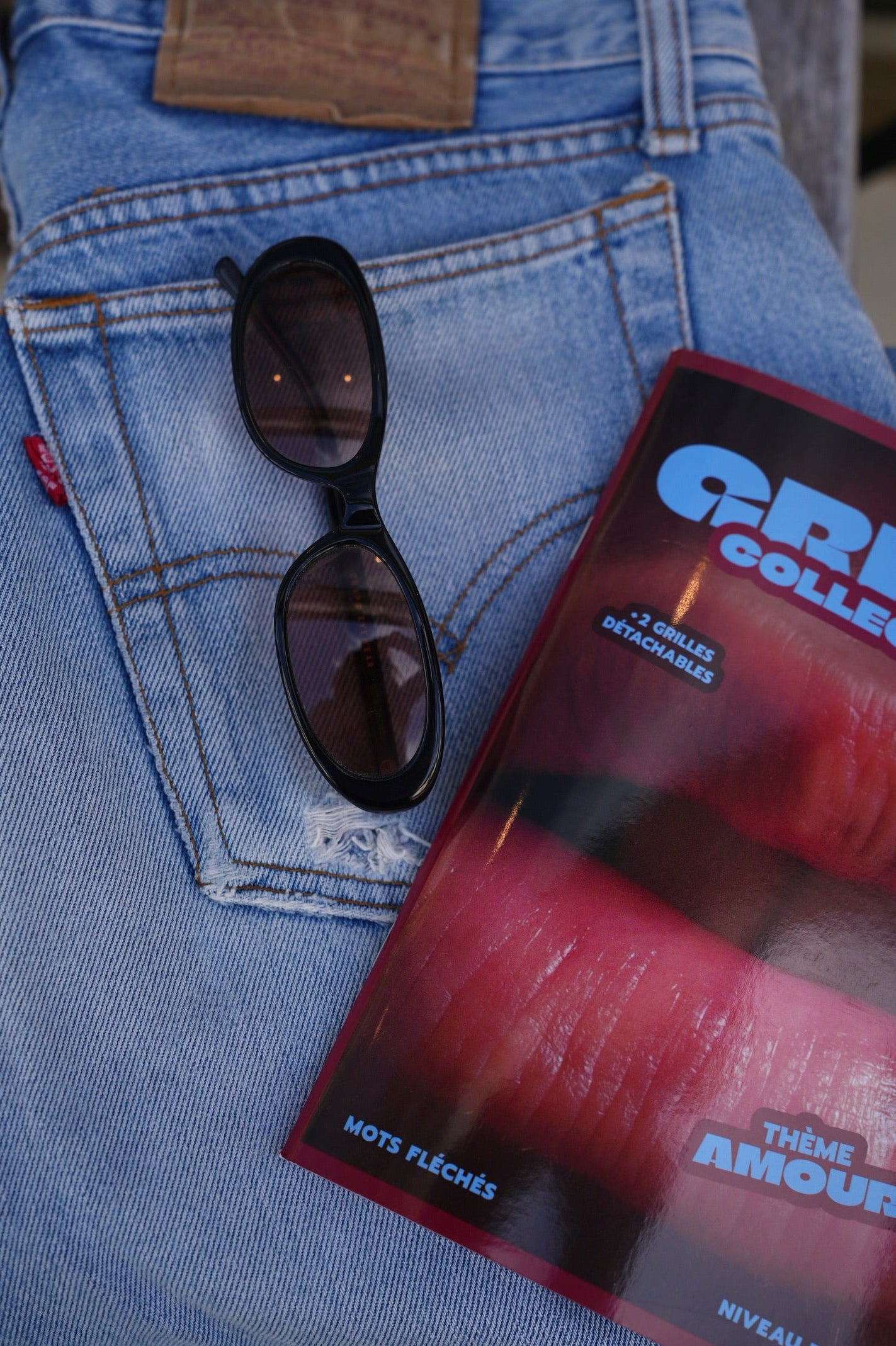 The LUV BUZZ ・Crap Eyewear