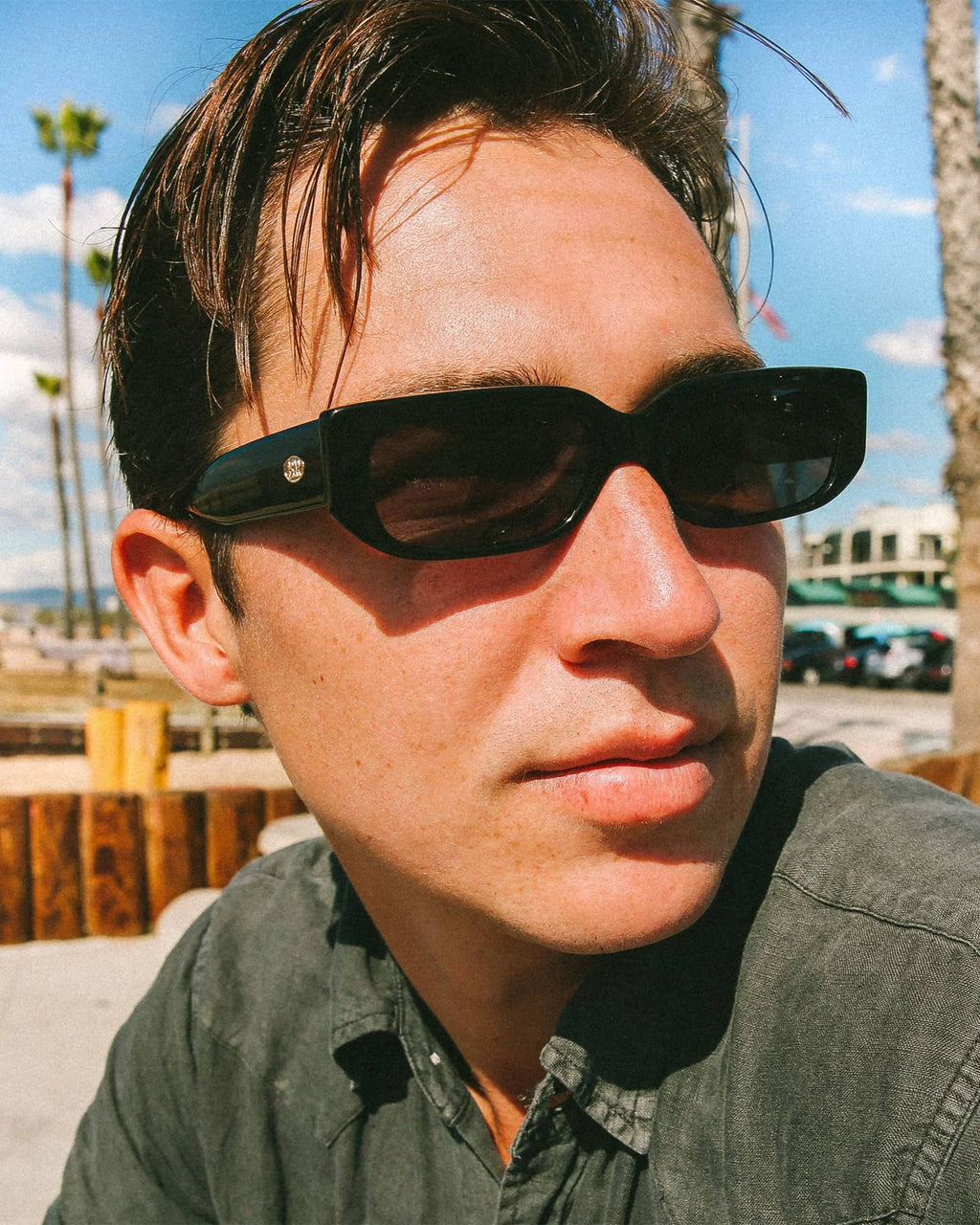 The Paradise Machine・Crap Eyewear