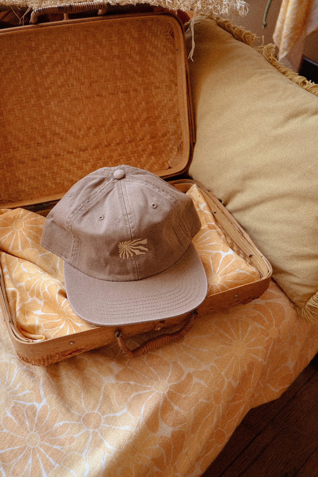 Laze Cap · Beige